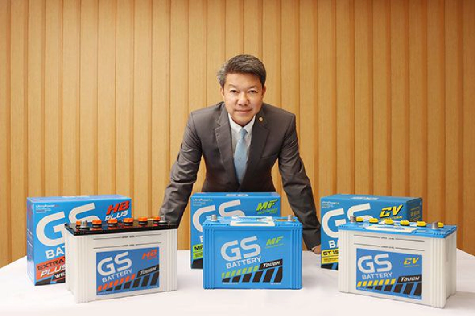 มนไทย เลาหะวณิช