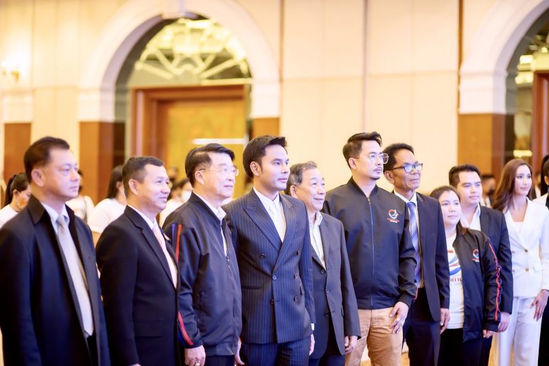 พลังเห็นความหวัง โหวต “เอ็ม ธวเดช วัย32 “นั่งหัวหน้าพรรคการเมืองที่อายุน้อยที่สุดในประเทศไทย