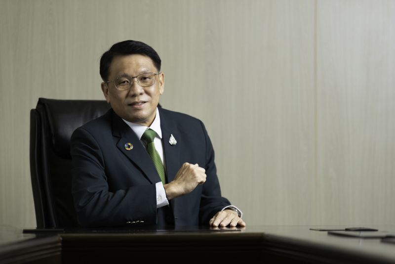 ธนารัตน์ งามวลัยรัตน์ 
