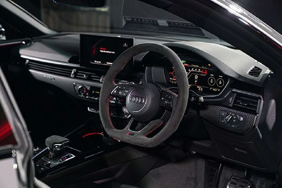 Audi RS 5 Coupe ราคา 5.99 ล้านบาท 