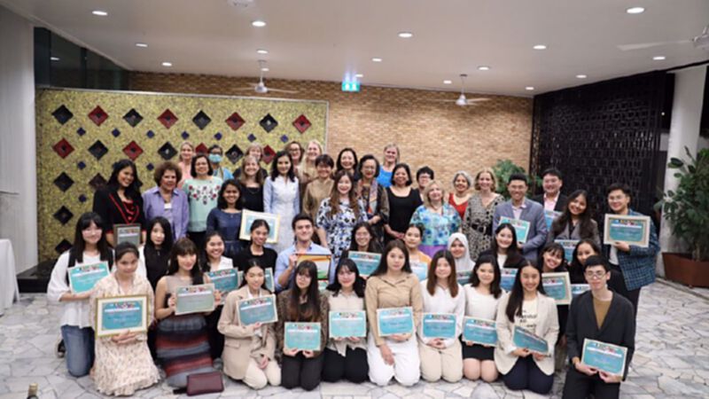 "วันสตรีสากล" รมช.แรงงาน ร่วมชื่นชมเยาวชนไทย ชนะประกวดรางวัลยูเอ็น "วันสตรีสากล" รมช.แรงงาน ร่วมชื่นชมเยาวชนไทย ชนะประกวดรางวัลยูเอ็น