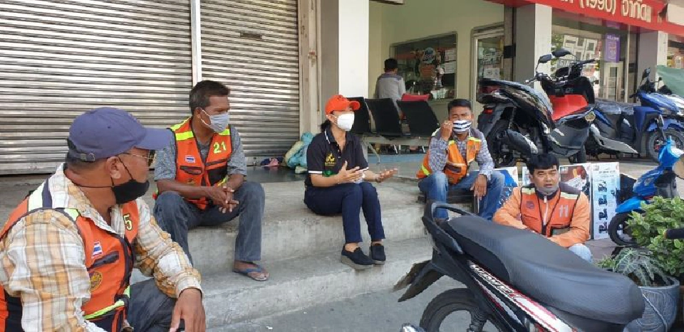 ทัวร์ลง! เขตบางแค  หลังทดลองแบ่งทางเท้า  ให้รถจักรยานยนต์วิ่ง