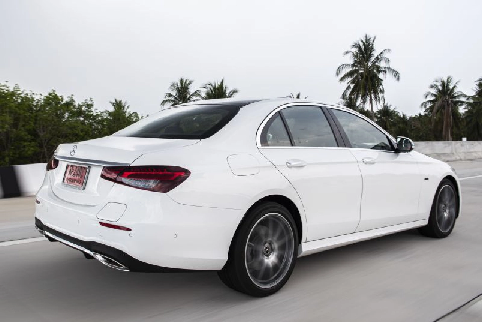 E-ClassFacelift (W213) “หนุ่ม” ขึ้น “แน่น” เหมือนเดิม