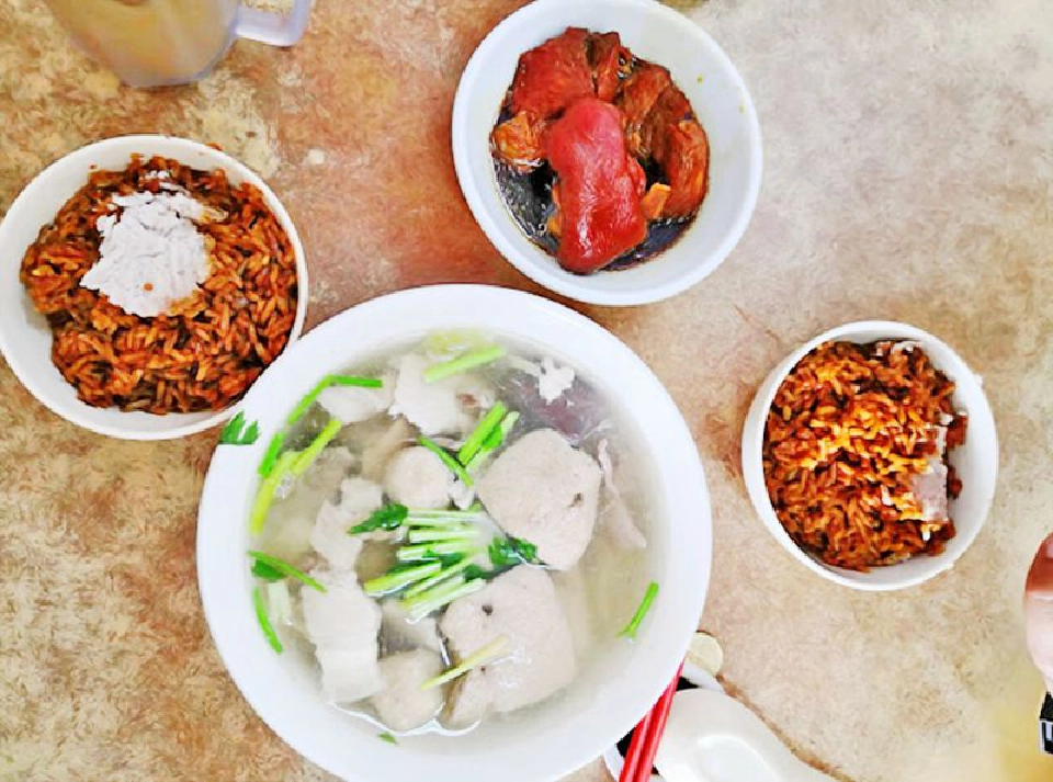 ข้าวมันกุ้งหุงเผือก ข้าวมันก้อน ไก่สับฝ่ายมาเลย์ 