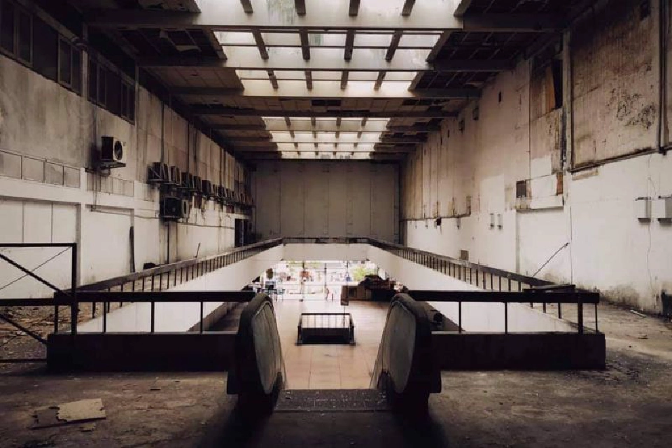 ปิดตำนาน 'ออสการ์อพาร์ทเม้นท์'​ หอผีดุ แห่งภาพยนตร์ดัง บุปผาราตรี