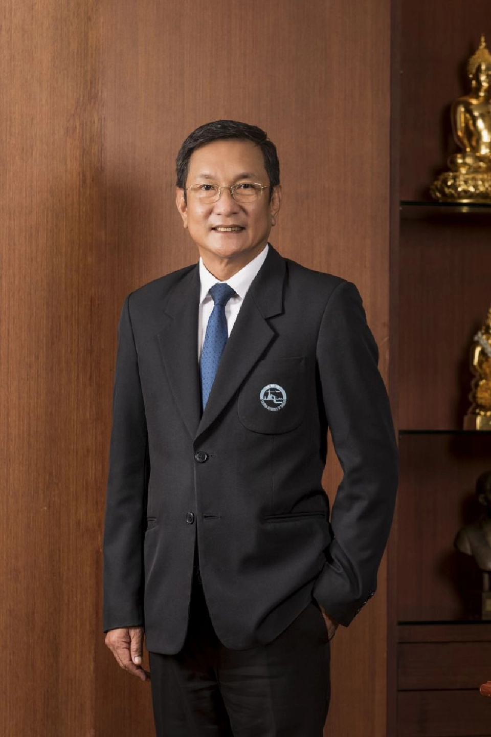 อภิชัย ฉัตรเฉลิมกิจ 