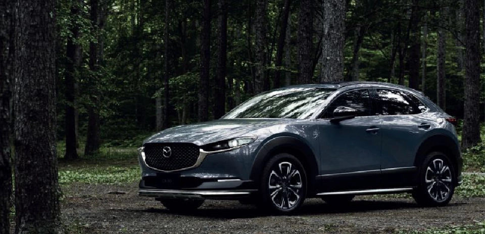 รถครอสโอเวอร์เอสยูวีมาสด้า CX-30