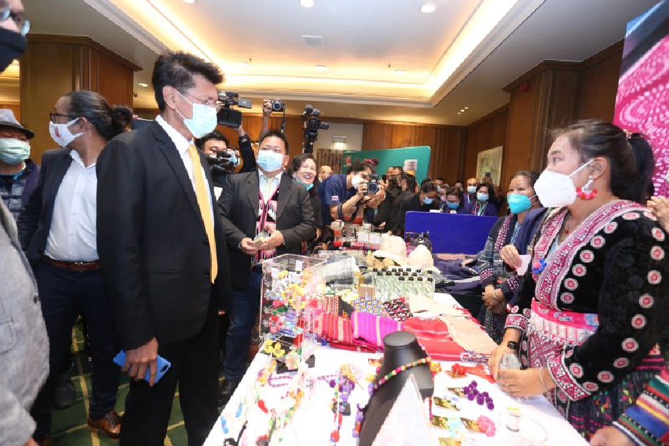 ประมวลภาพความคึกคักงานสัมมนา ปลดล็อก “กัญชา-กัญชง” ปลุกเศรษฐกิจ-รวย