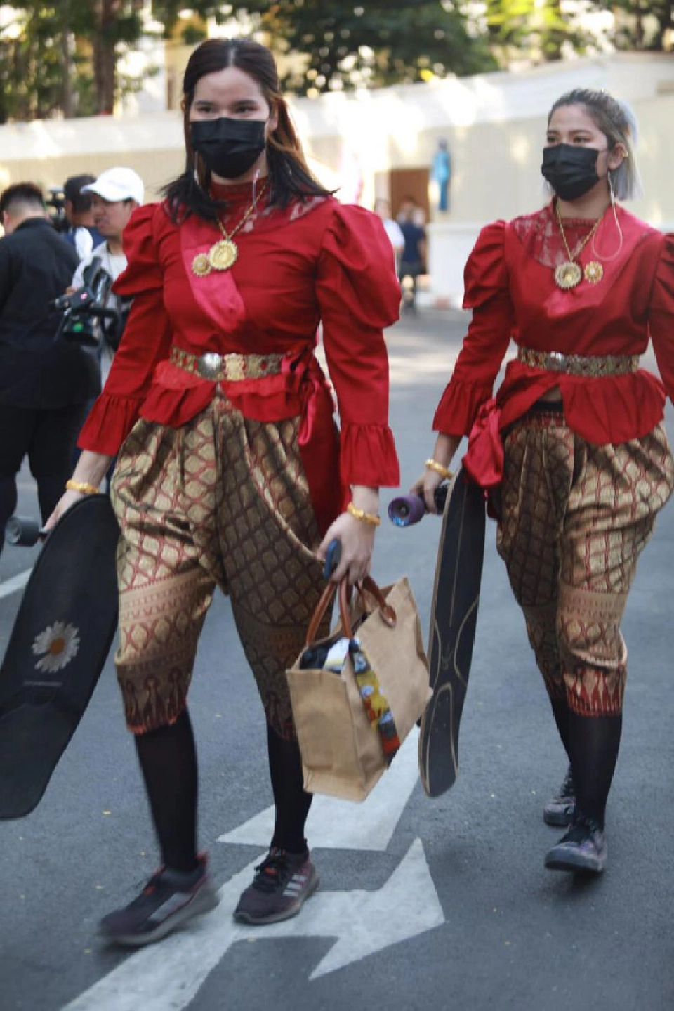 มาดามเดียร์ แจง ดราม่า "รัตนโกเซิร์ฟ" ไม่ใส่แมสก์ 