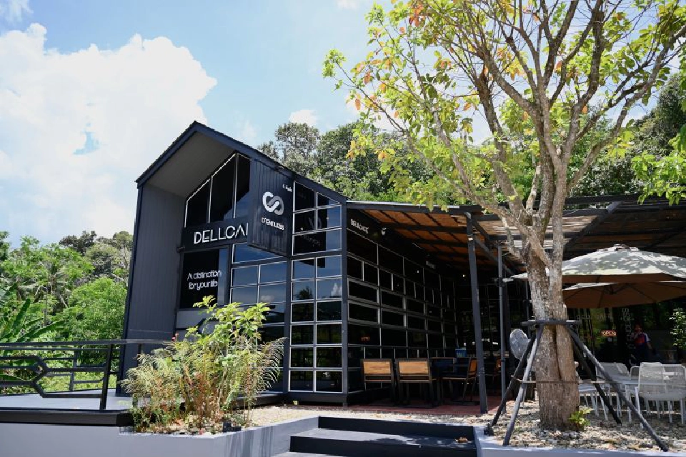 D’endless Alanska Hill มุมกาแฟเก๋ กลางหุบเขา 