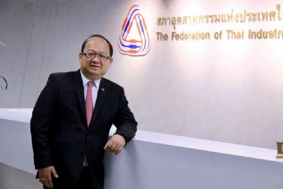 เกรียงไกร  เธียรนุกุล