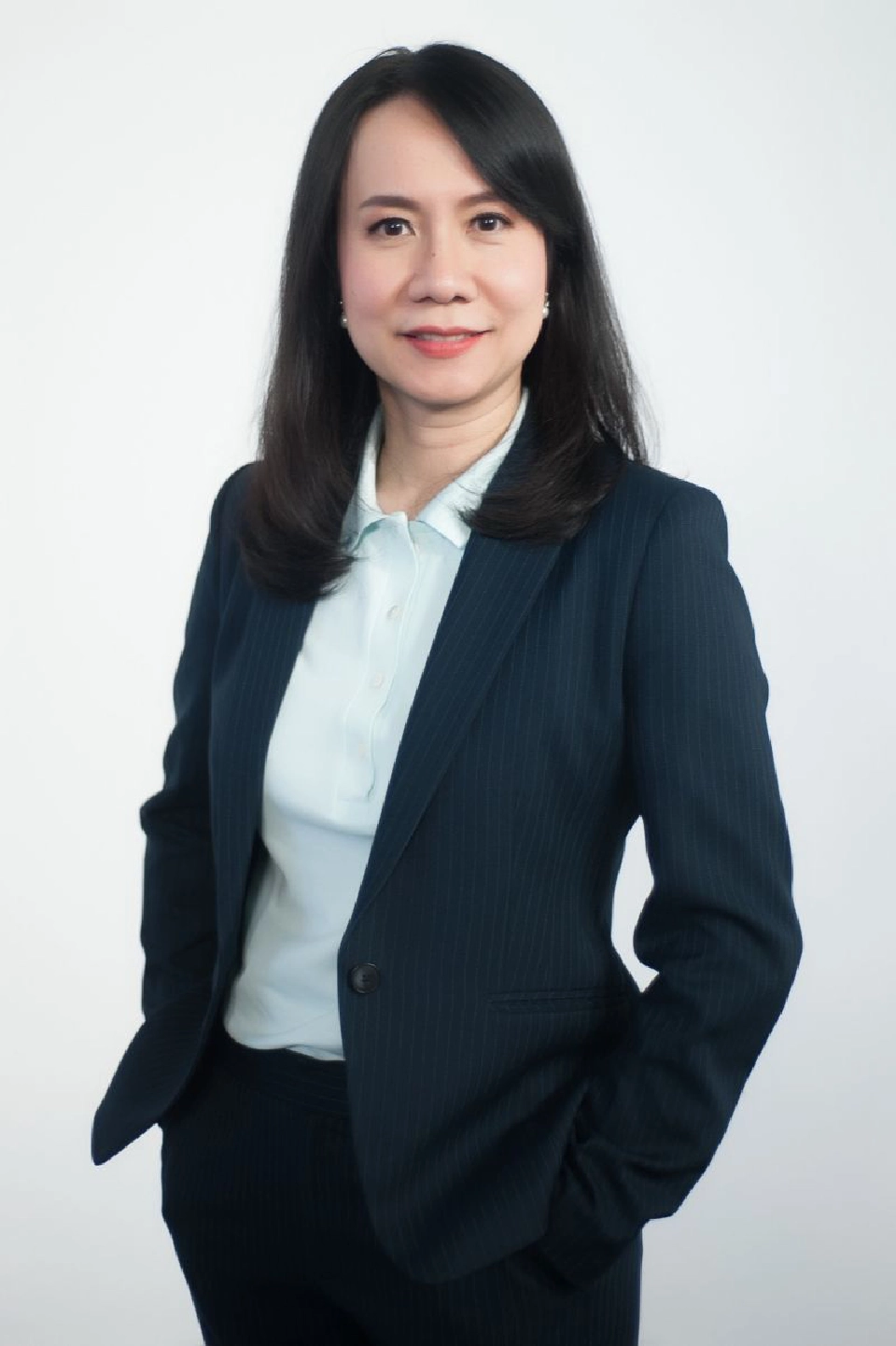 ยอดฤดี  สันตติกุล รองกรรมการผู้อำนวยการ หัวหน้าสายงานตลาดทุน บล.เอเซีย พลัส