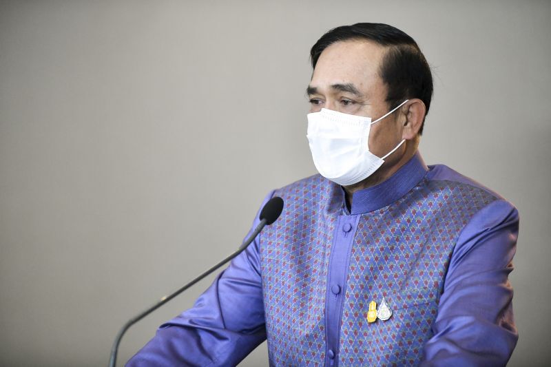 ส่อง "บิ๊กตู่" ใส่แมสก์ตลอดเวลา สารภาพทำผิดจึงโดนกทม.ปรับ (ประมวลภาพ) 