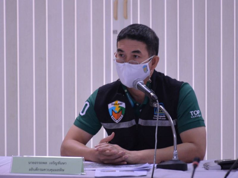 คพ.ติดตามปัญหาสิ่งแวดล้อมเพลิงไหม้ “ประภากร ออยล์”ดูดน้ำมันรั่วได้แล้ว