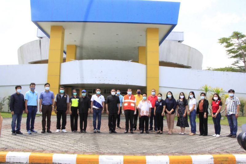 “นิพนธ์”มอบชุด PPE-หน้ากากอนามัยให้หน่วยแพทย์ฉุกเฉิน 1669 สงขลา