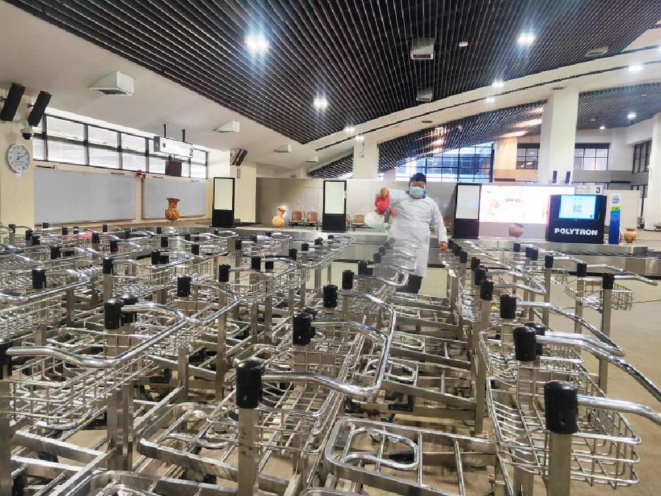 อุดรฯซบพิษโควิด  ลดตารางบินวูบ  เหลือวันละ10เที่ยวบิน