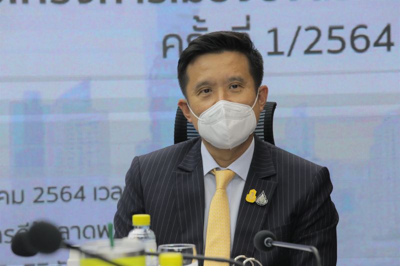 นายชัยวุฒิ ธนาคมานุสรณ์ รัฐมนตรีว่าการกระทรวงดิจิทัลเพื่อเศรษฐกิจและสังคม (ดีอีเอส)