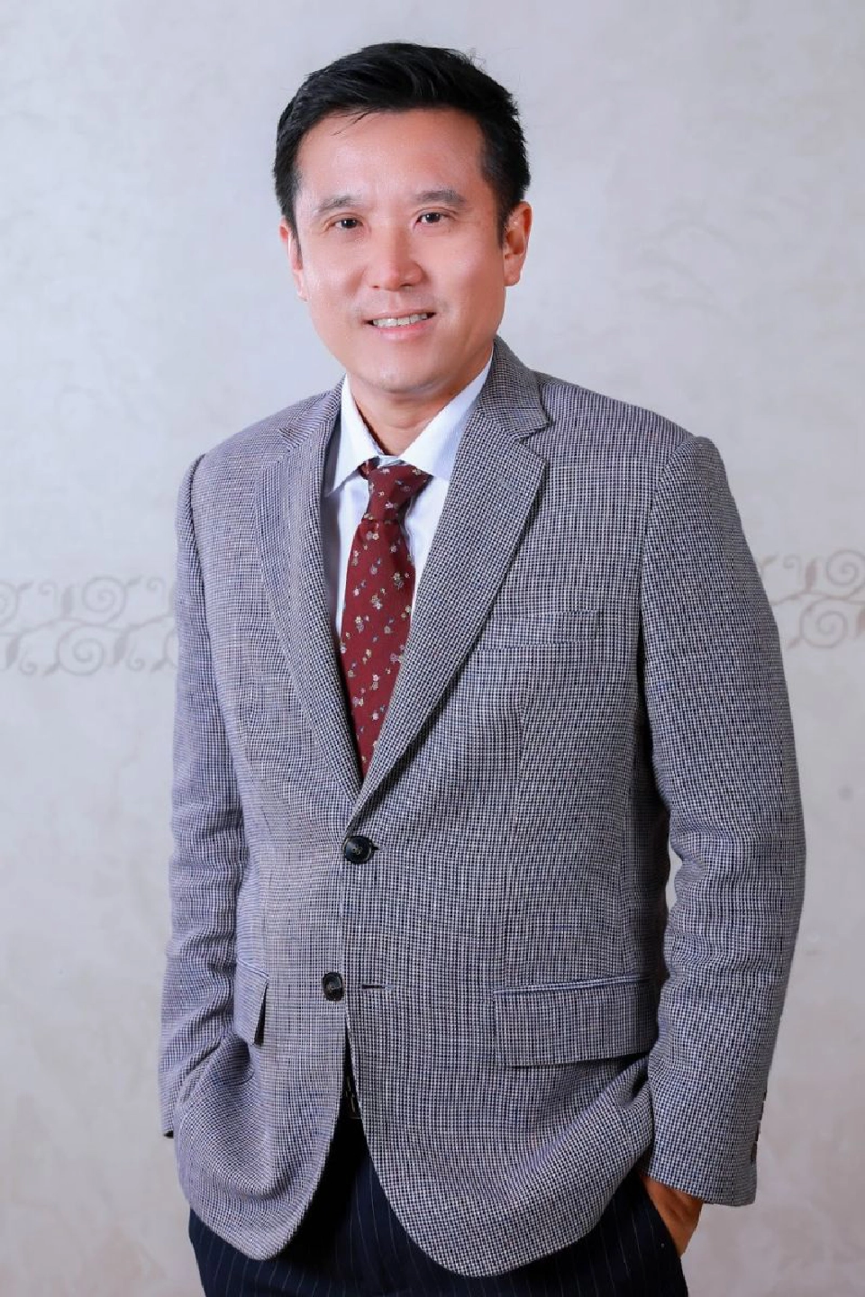  นายชัยวุฒิ ธนาคมานุสรณ์ 