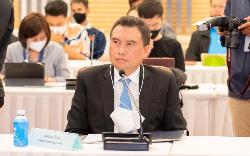 พรชัย  ฐีระเวช รองปลัดกระทรวงการคลัง  