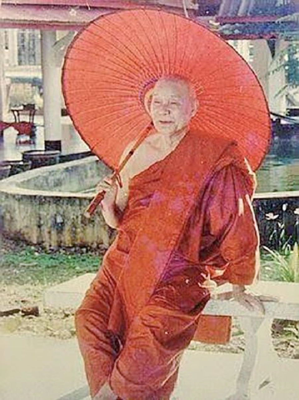 รูปหลวงพ่ออุตตมะ พระราชอุดมมงคล (เอหม่อง)