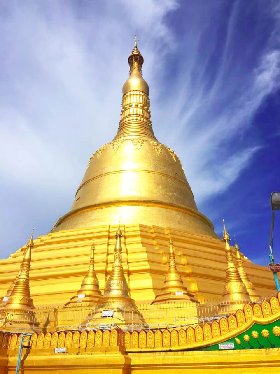 รูปพระมุเตา ฝีมือถ่าย วรรณศักดิ์ แก่นทรัพย์