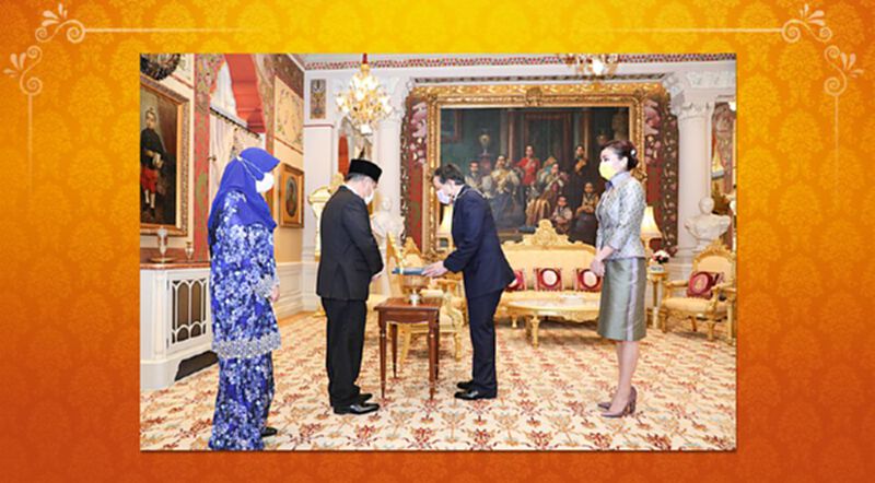 ‘ในหลวง’ พระราชทานพระบรมราชวโรกาสให้ “ทูตบรูไน-ชิลี” กราบบังคมทูลลาในโอกาสพ้นจากหน้าที่ ‘ในหลวง’ พระราชทานพระบรมราชวโรกาสให้ “ทูตบรูไน-ชิลี” กราบบังคมทูลลาในโอกาสพ้นจากหน้าที่