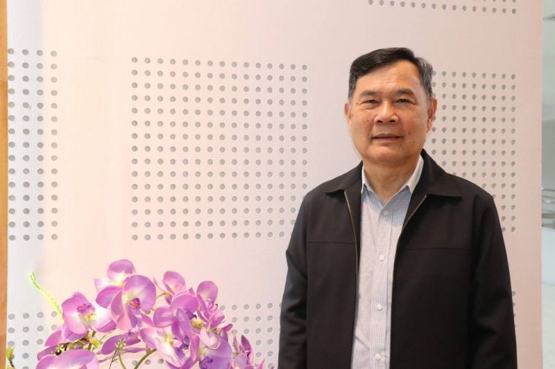 รองศาสตราจารย์ ดร.วิชัย ชำนิ อธิการบดีมหาวิทยาลัยทักษิณ