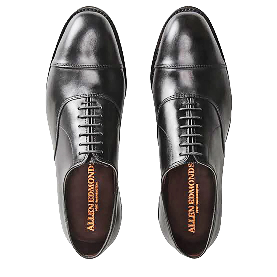 รองเท้าที่ OUTSHINE