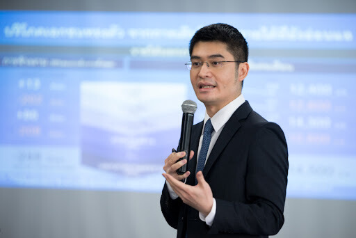 นริศ สถาผลเดชา หัวหน้าเจ้าหน้าที่บริหาร TTB Analytics