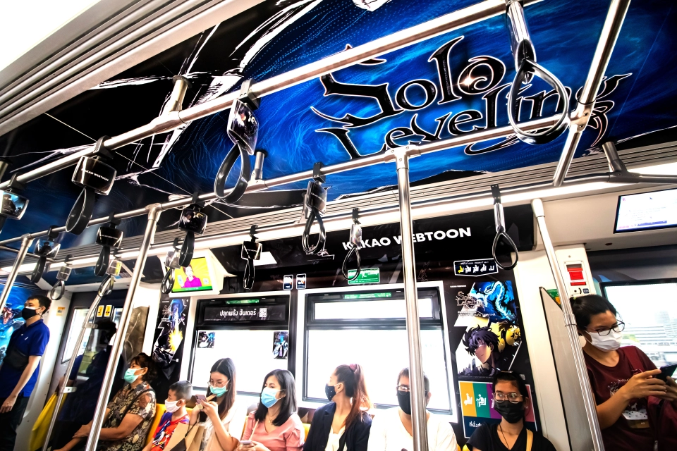 KAKAO WEBTOON เปิดตัวในไทยอย่างยิ่งใหญ่ โปรโมตจัดเต็มผ่านสื่อโฆษณาของ VGI สร้าง Engagement ด้วยเทคโนโลยี AR