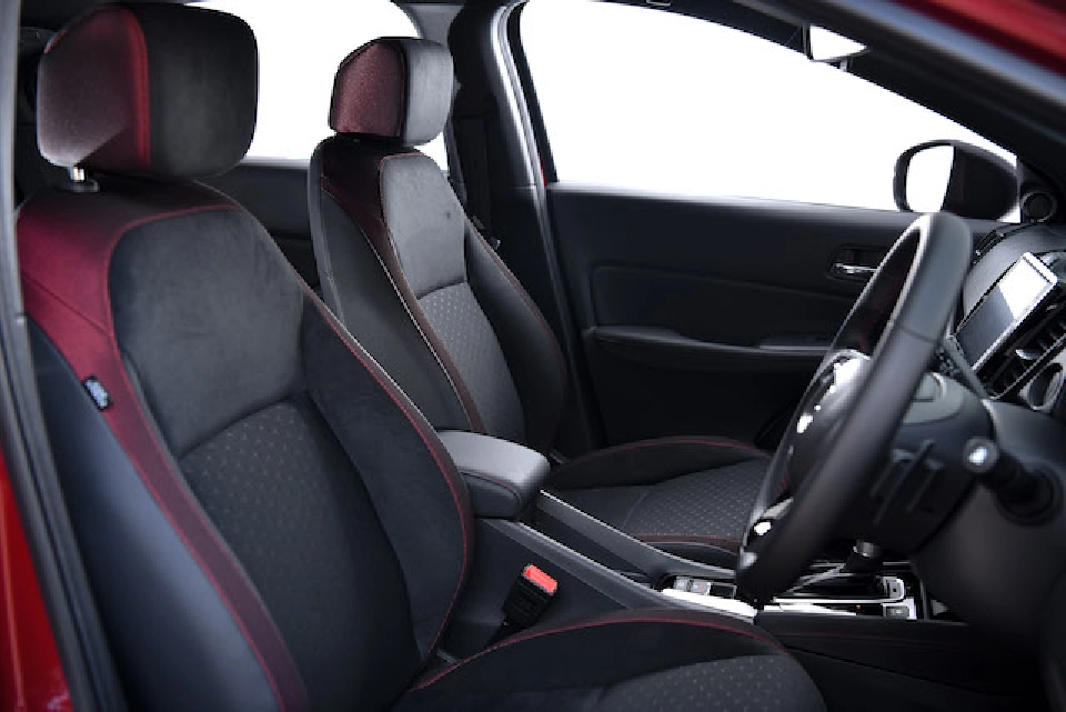 รีวิว "ฮอนด้า ซิตี้ แฮตช์แบ็ก ไฮบริด" ขับเนียน จิบนํ้ามัน