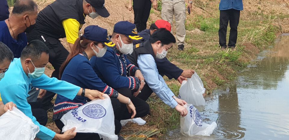 "ธรรมนัส" สานต่อแนวคิด "เกษตรทฤษฏีใหม่" เป็นมรดกคนไทย - อยู่อย่างพอเพียง