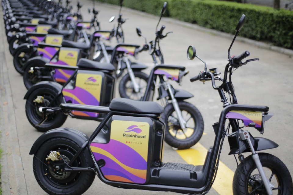 ETRAN MYRA จองผ่านโครงการความร่วมมือกับ โรบินฮู้ด แพลตฟอร์มฟู้ดเดลิเวอรี่