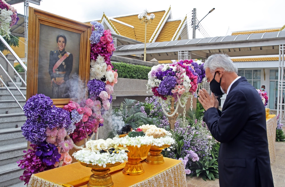 "สุวัจน์"นำทีมชาติพัฒนาร่วมอาลัย“ท่านผู้หญิงบุญเรือน ชุณหะวัณ” 