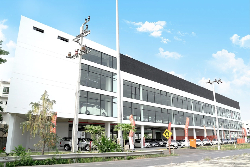 คาร์ โก 3 สาขา ได้แก่ สุวรรณภูมิ,กาญจนาภิเษก,   โคราช  