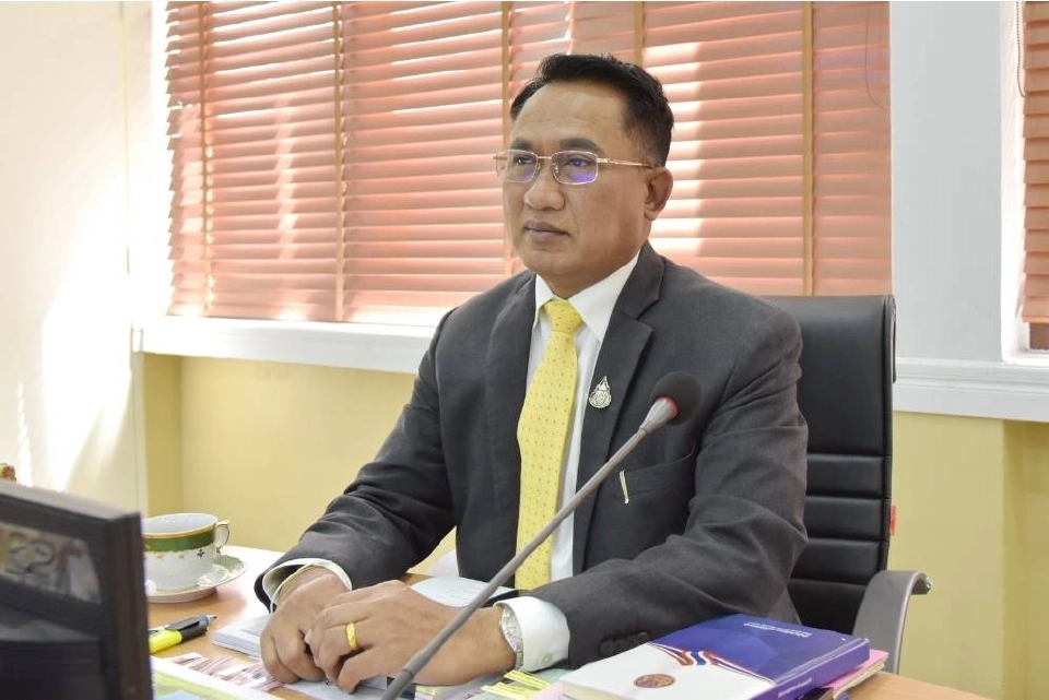 นายสัตวแพทย์สรวิศ ธานีโต 