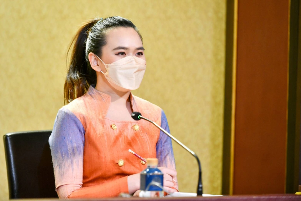 น.ส.ไตรศุลี ไตรสรณกุล รองโฆษกประจำสำนักนายกรัฐมนตรี