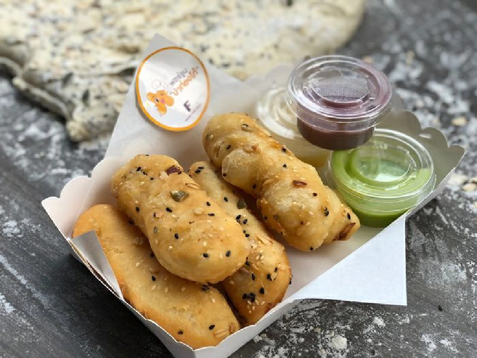 200 ร้านค้า 2,000 เมนู กับตำนานอาหารเจ ของดีปีละครั้ง