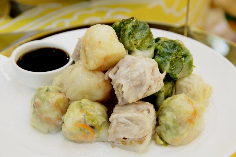 200 ร้านค้า 2,000 เมนู กับตำนานอาหารเจ ของดีปีละครั้ง