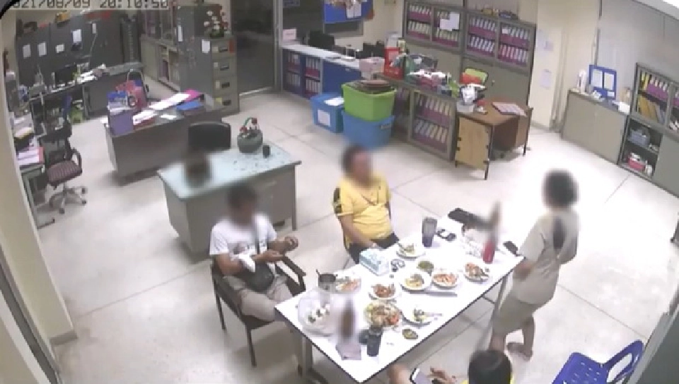 จี้มหาดไทย ลงดาบข้าราชการ ตั้งวงก๊งเหล้า ในสถานที่ราชการ