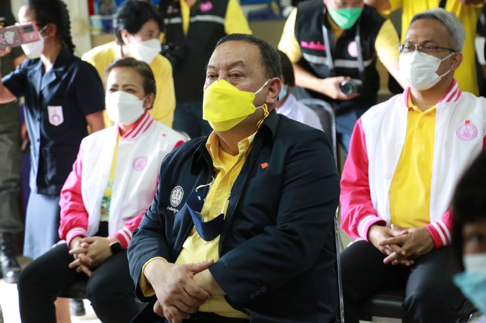 พม.ผนึก AIS เปิดห้องสมุดดิจิทัล ขยายโอกาสการเรียนรู้เยาวชนพื้นที่ห่างไกล