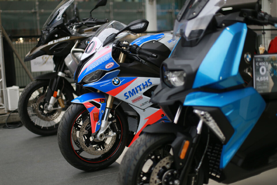 บิ๊กไบค์พรีเมียม  BMW Motorrad Millennium Auto