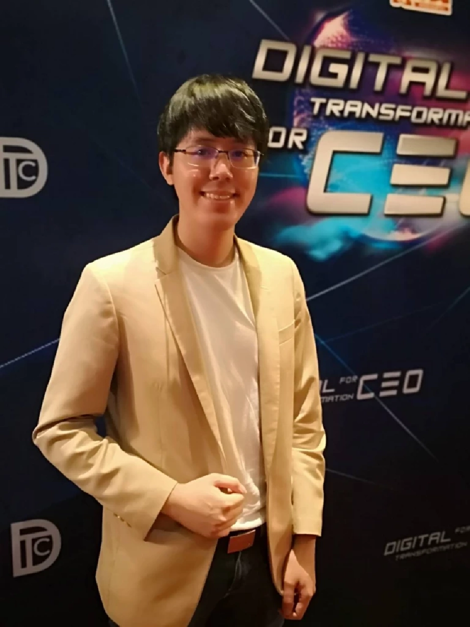 ดร.จิรวัฒน์ ตั้งปณิธานนท์ CEO &amp; Co-founder ผู้ร่วมก่อตั้งและประธานกรรมการบริหาร Quantum Technology Foundation Thailand (QTFT) 