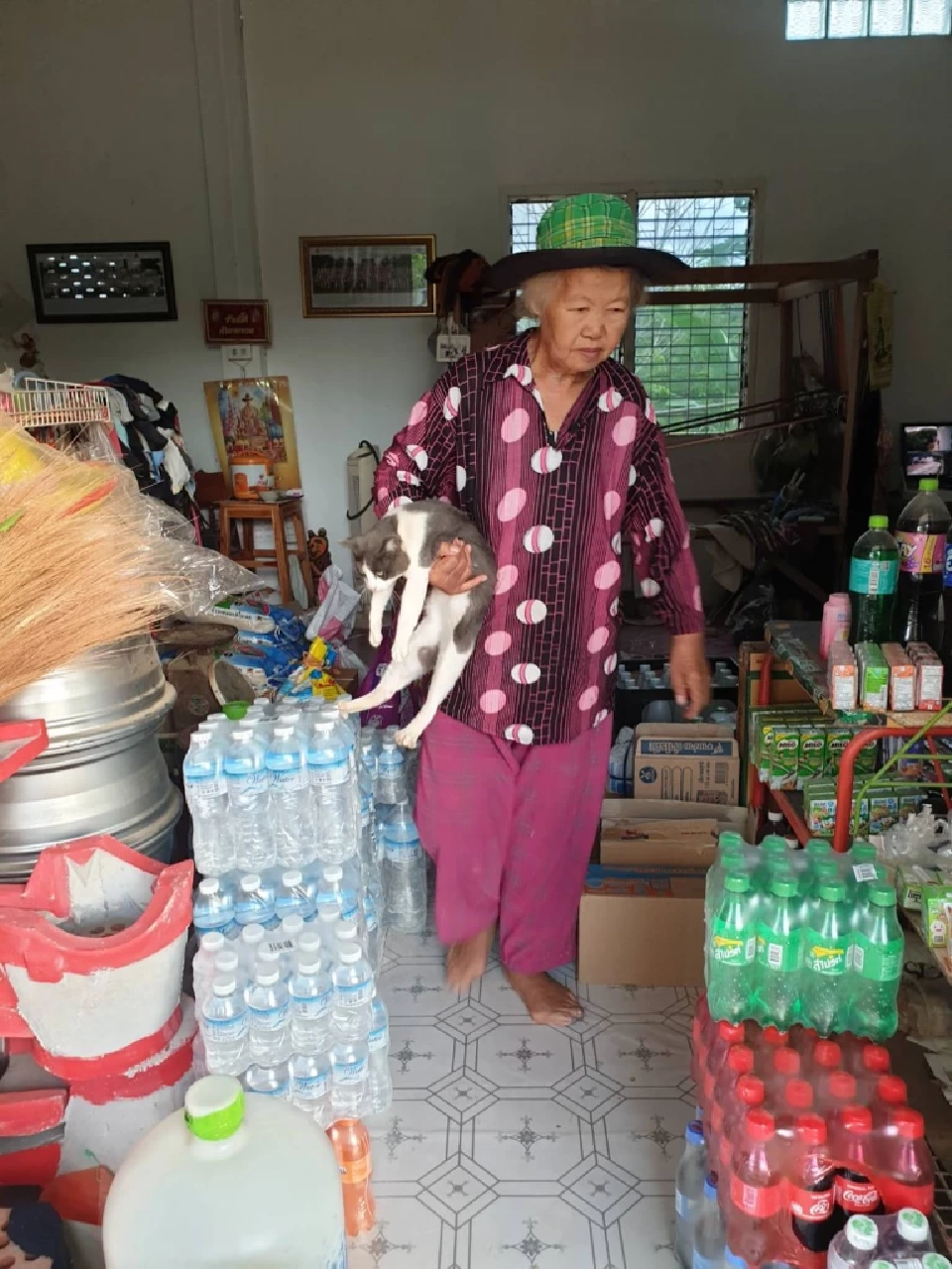 รู้หรือไม่ ทำไมร้านโชห่วยไทย ยังมีเสน่ห์ในสังคมไทย