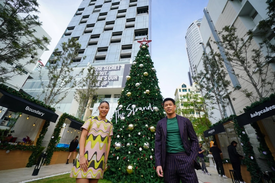 คอนโดหรู "เดอะสแตรนด์ ทองหล่อ" ฝ่าโควิด  "หลานเจ้าสัวซีพี" โชว์ปิดยอดขาย 60%