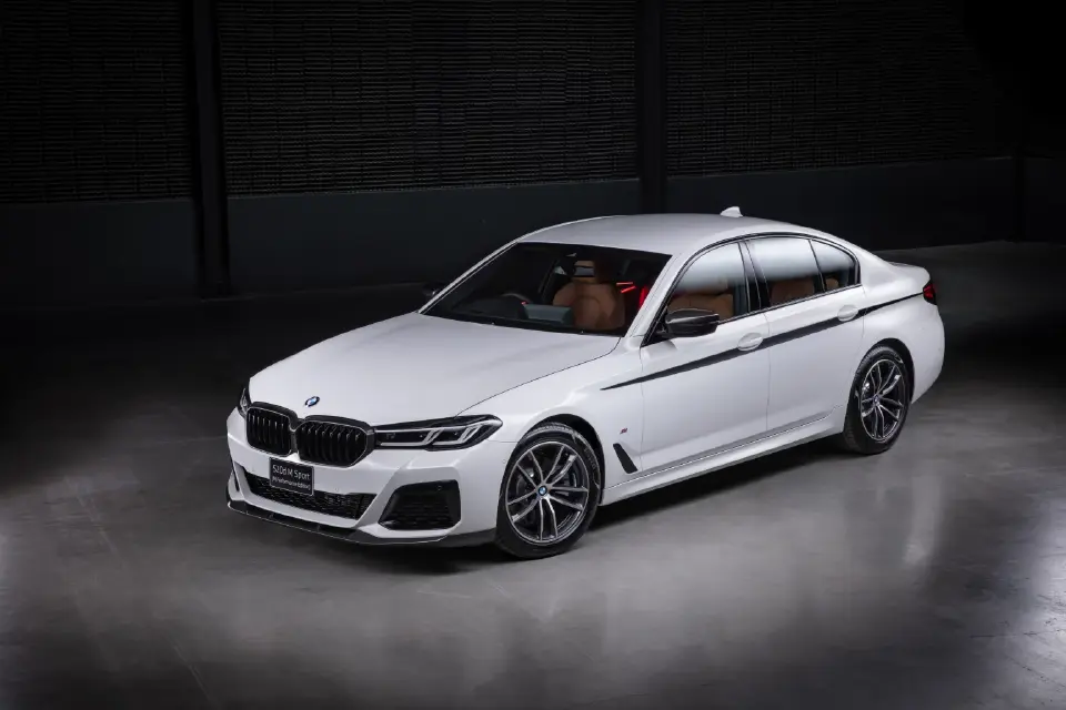 บีเอ็มดับเบิลยู 520d M Sport (M Performance Edition) ใหม่ 