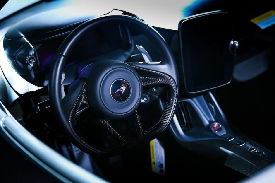 McLaren Elva ราคา 200 ล้านบาท เปิดรับจองในไทย โควต้า 1 คัน