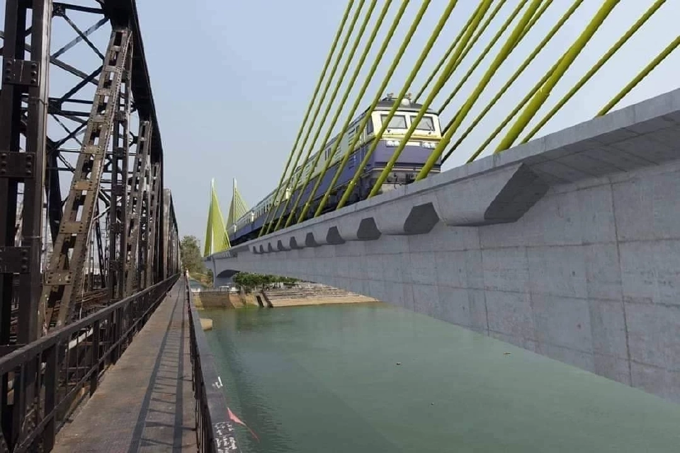 นับถอยหลัง 'สะพานขึงรถไฟ' แห่งแรกของไทย ใกล้แล้วเสร็จ