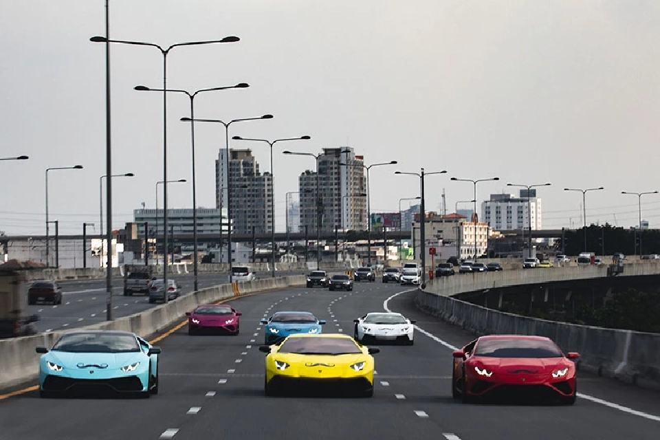 Lamborghini Urus ดันยอดขายในไทยพุ่ง 75 คัน - ส่ง Avantador PHEV ลุยปี 2022