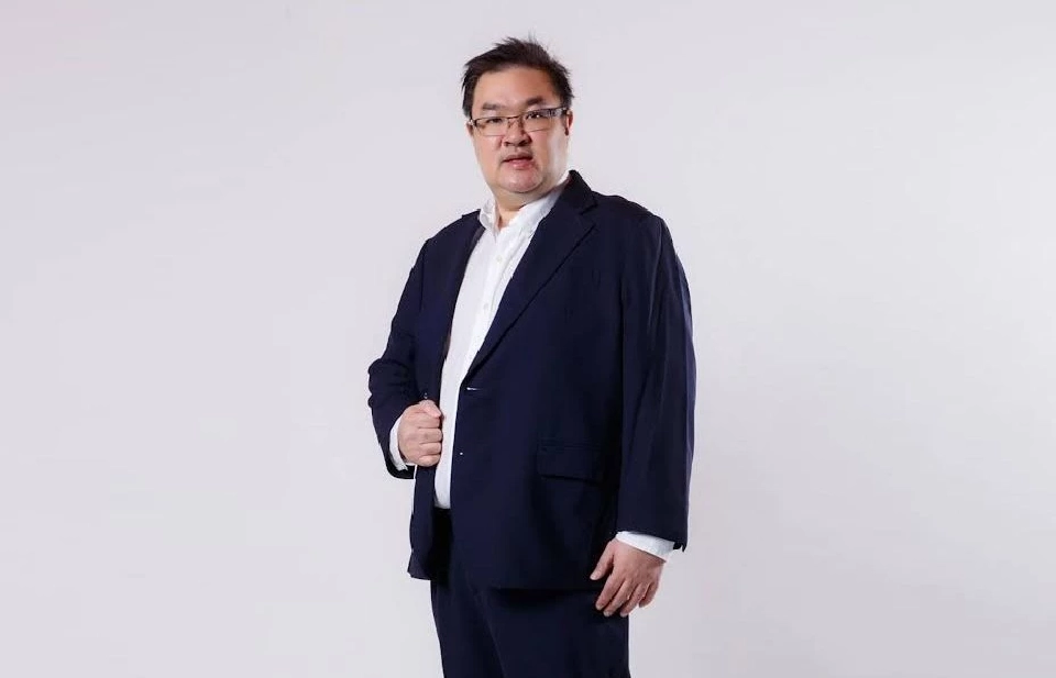 นายรวินทร์ บุญญานุสาสน์ รองกรรมการผู้จัดการใหญ่ สายงานธุรกิจตลาดเงินตลาดทุน ธนาคารกรุงไทย